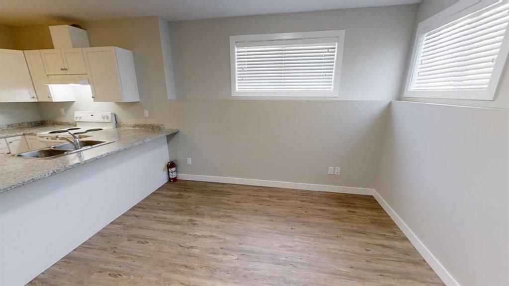 9503 112 Avenue  - Photo 27