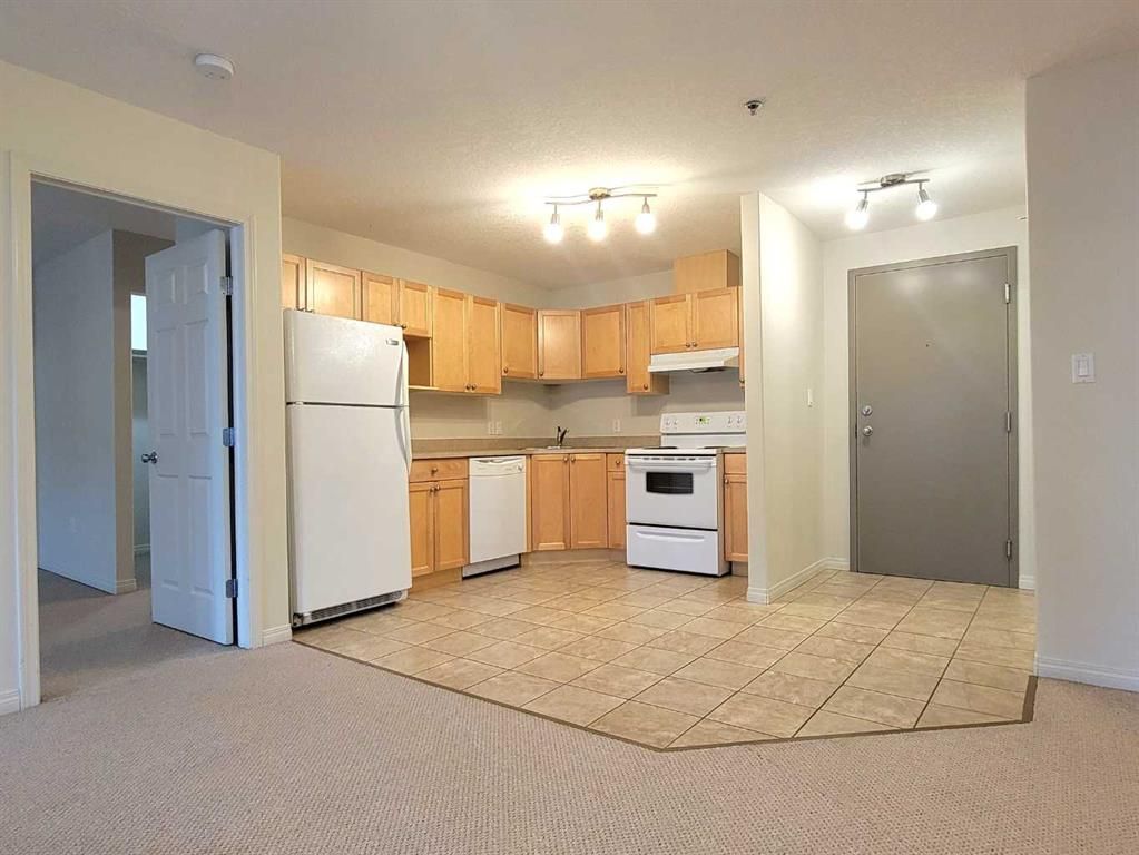 302, 9810 96 Street  - Photo 6