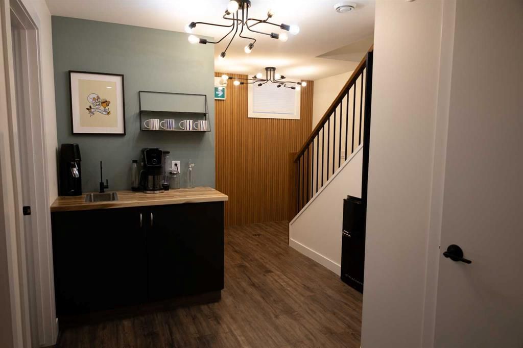 Lower, 9710 99 Avenue  - Photo 7