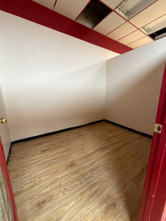 A, 10006 100 Avenue  - Photo 4