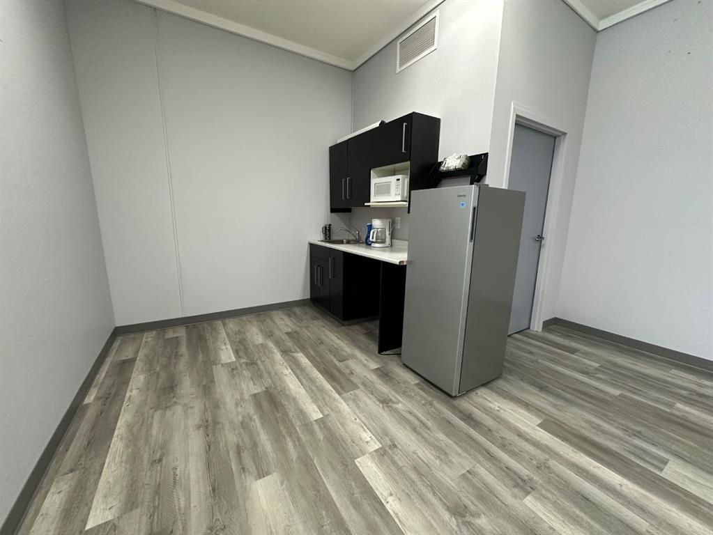 206, 10920 84   - Photo 13