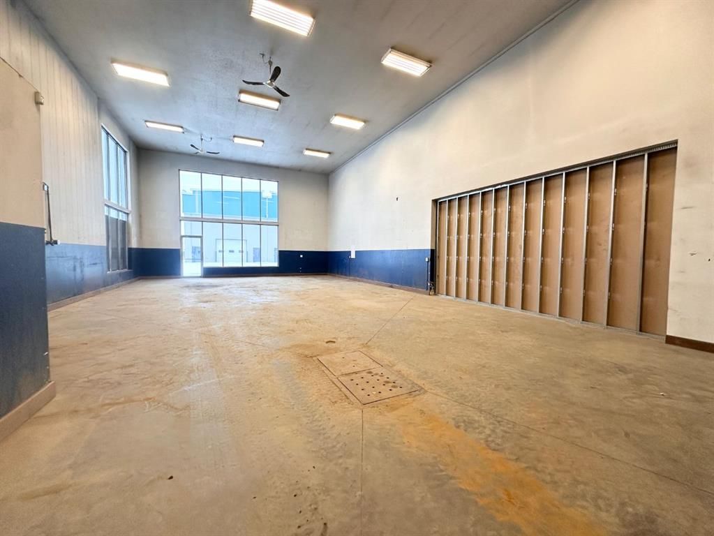 207, 10920 84   - Photo 8