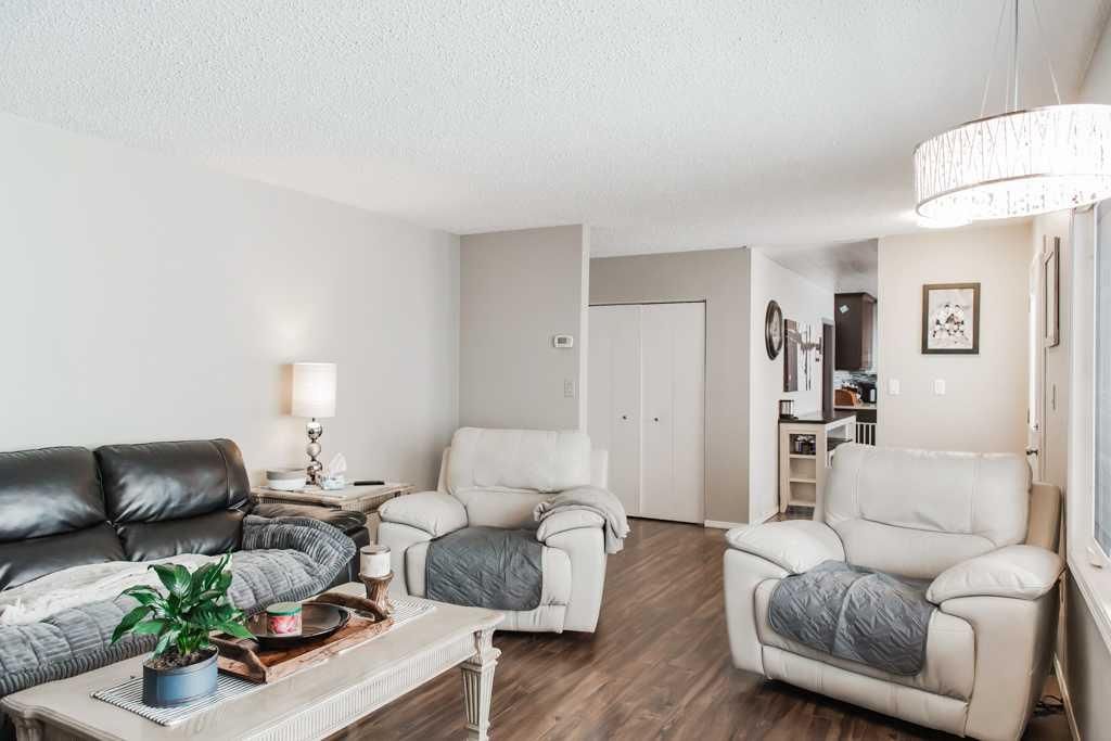 5102 43 Avenue  - Photo 17