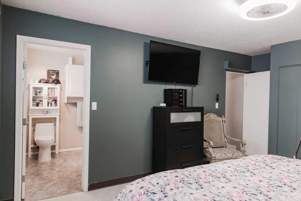 5102 43 Avenue  - Photo 24