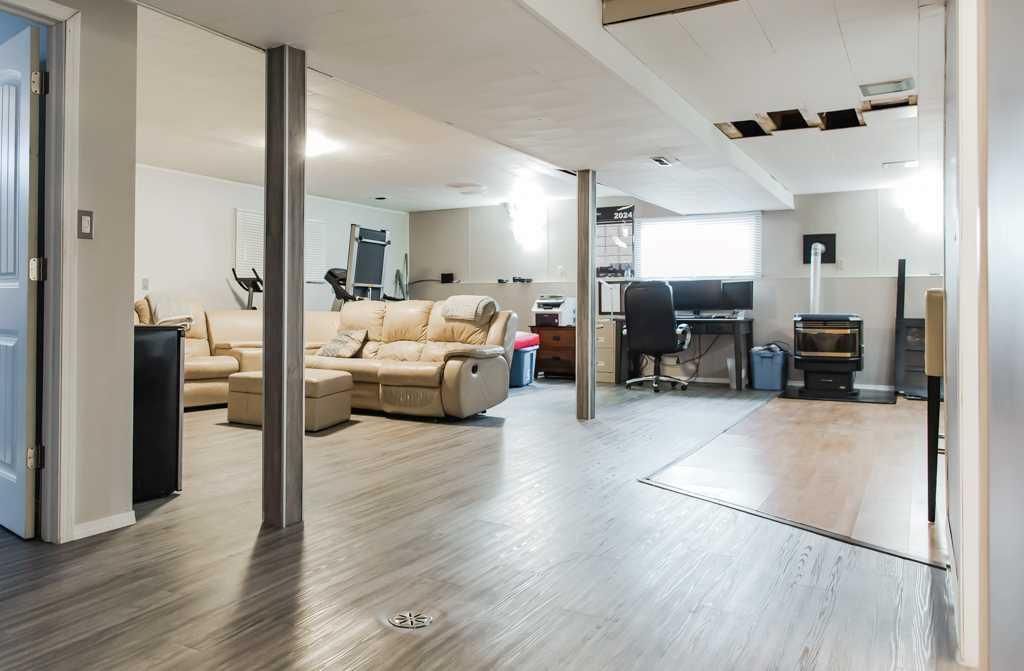 5102 43 Avenue  - Photo 34