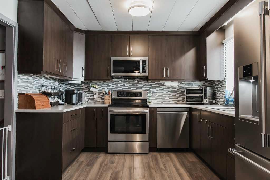 5102 43 Avenue  - Photo 7