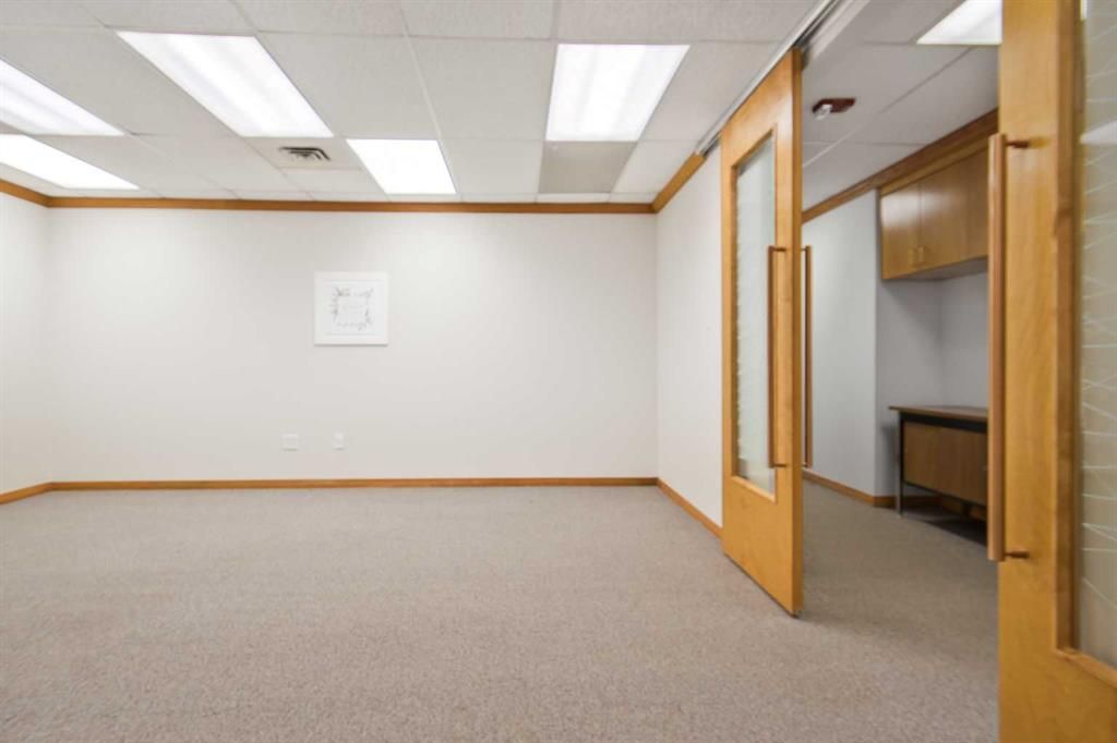 301, 9835 101 Avenue  - Photo 8