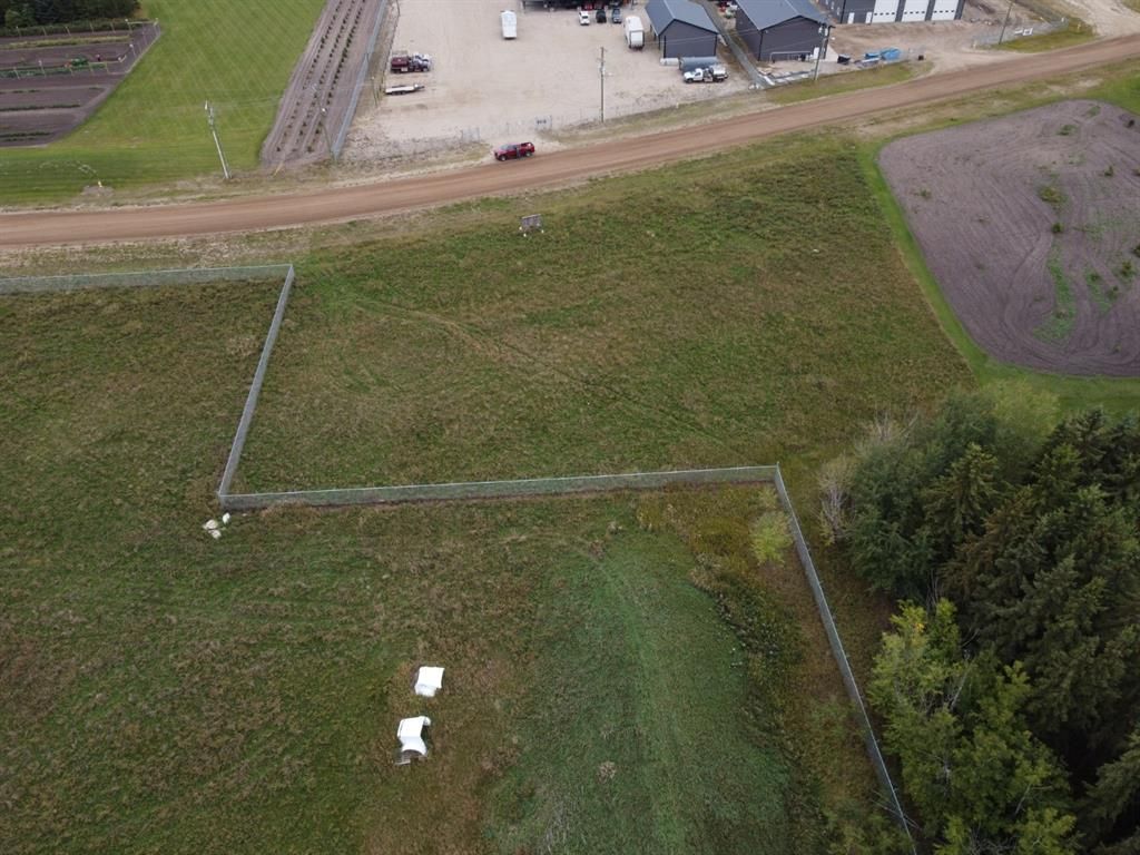 590 7 Avenue W - Photo 10