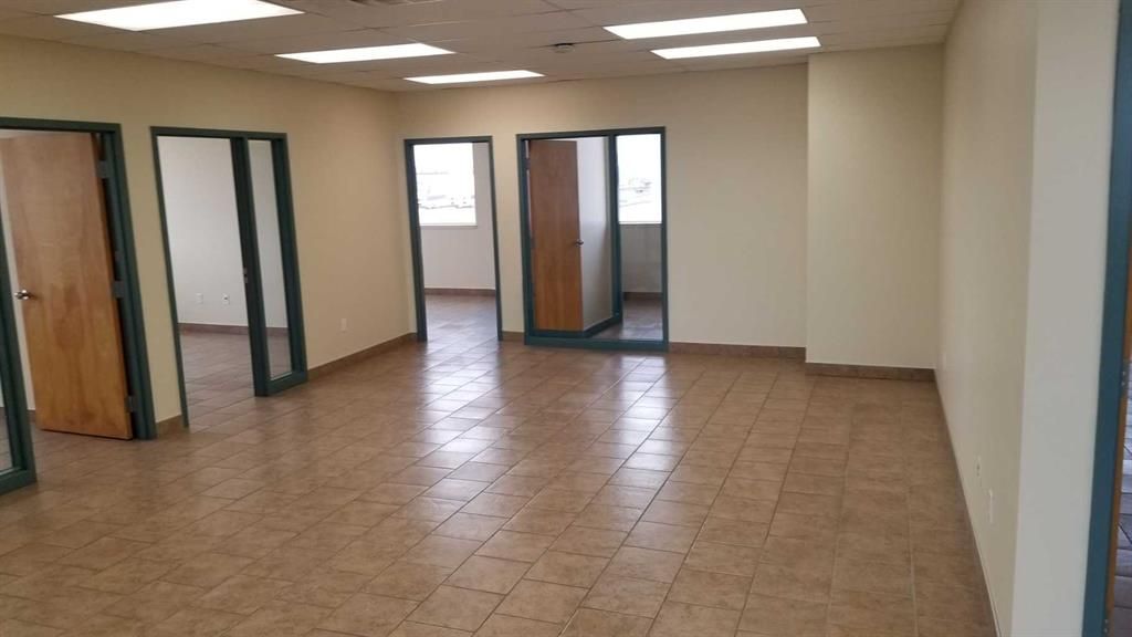 8701 102 Street  - Photo 8