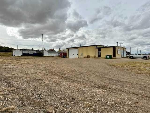 5124 47 Avenue  - Photo 26