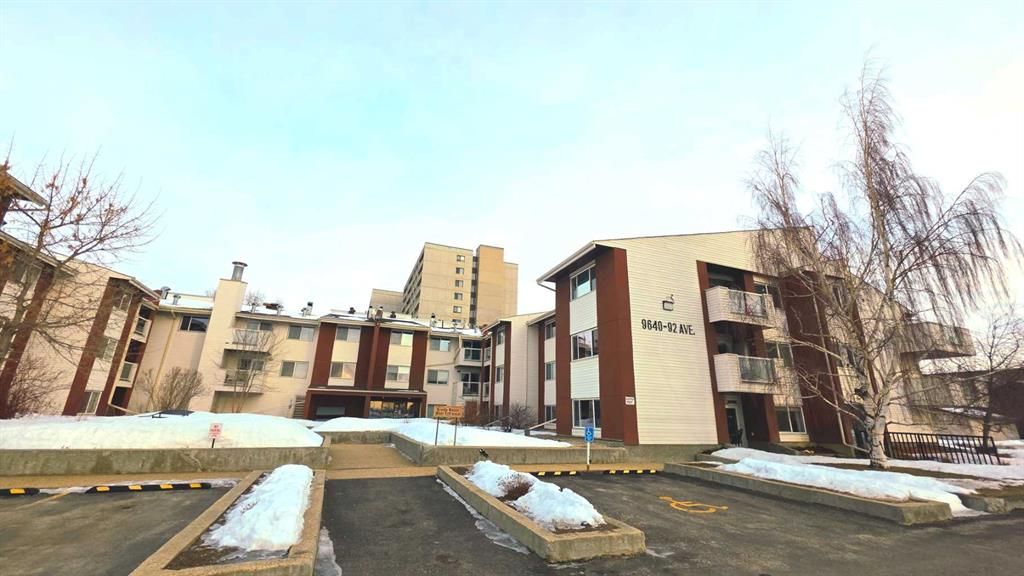 9, 9640 92 Avenue  - Photo 2