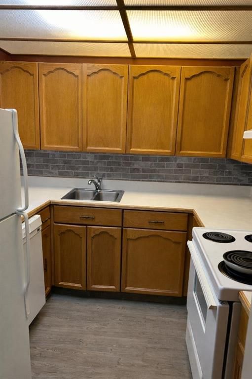 9, 9640 92 Avenue  - Photo 5