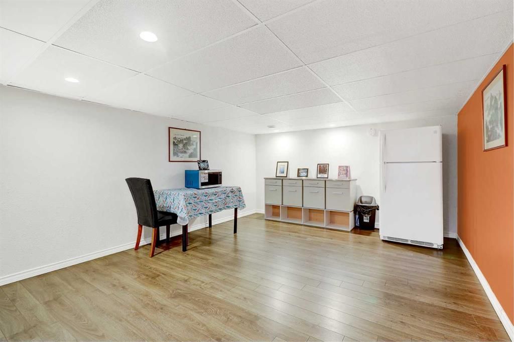 12129 94a Street  - Photo 21