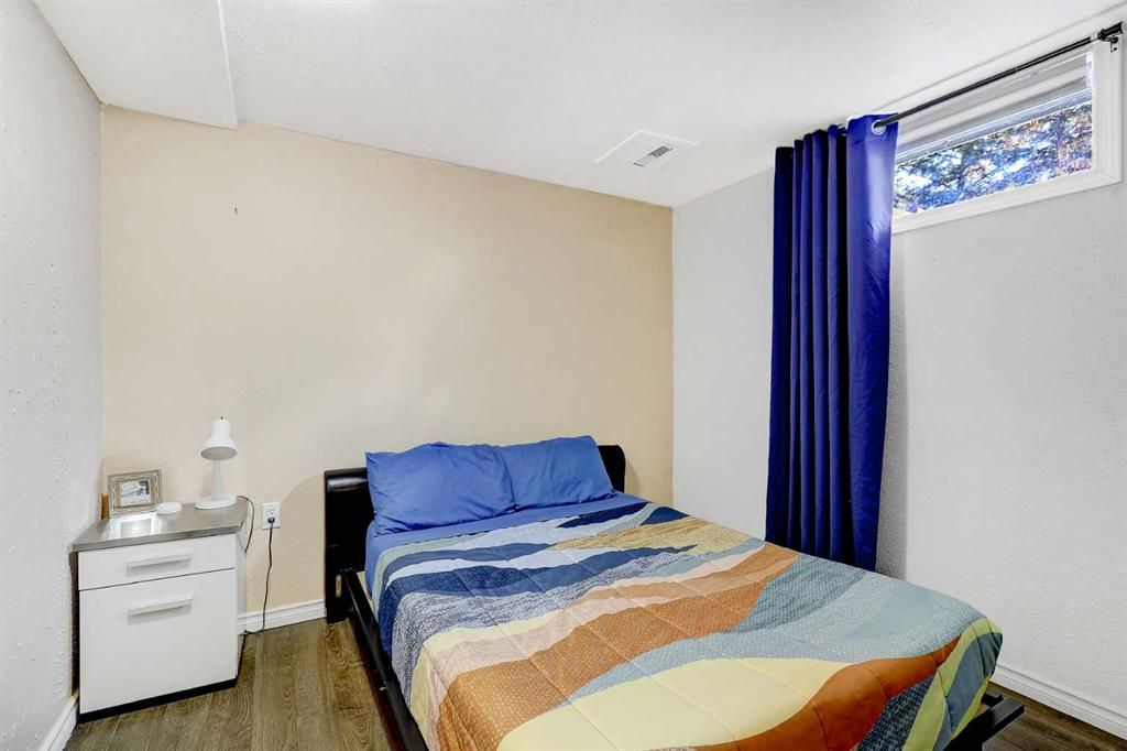 12129 94a Street  - Photo 23