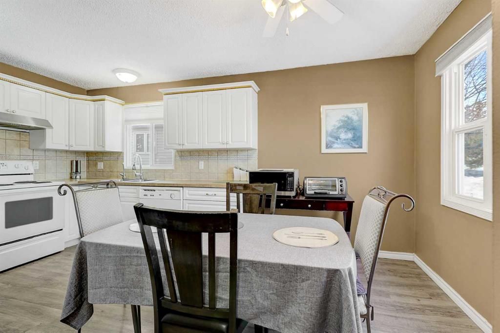 12129 94a Street  - Photo 5