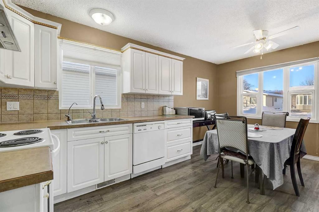 12129 94a Street  - Photo 8