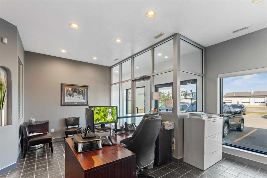 111, 8716 108 Street  - Photo 4