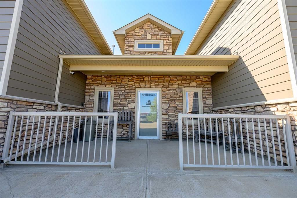 102, 15612 102 Street  - Photo 3