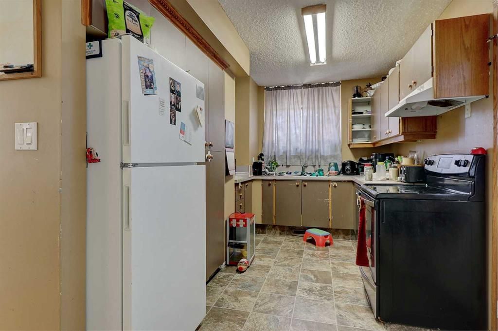 9934 71 Avenue  - Photo 5