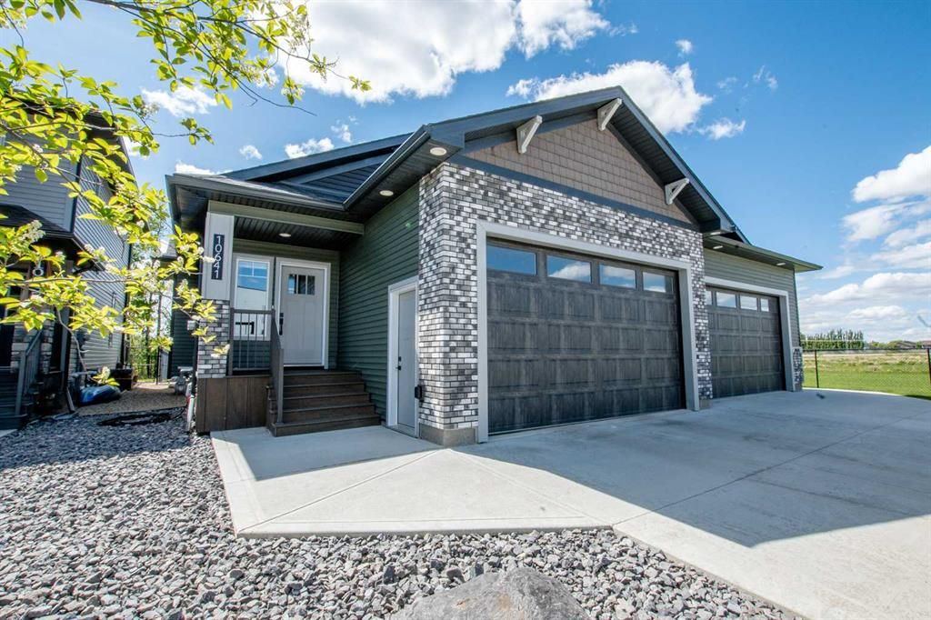 10641 66 Avenue  - Photo 3