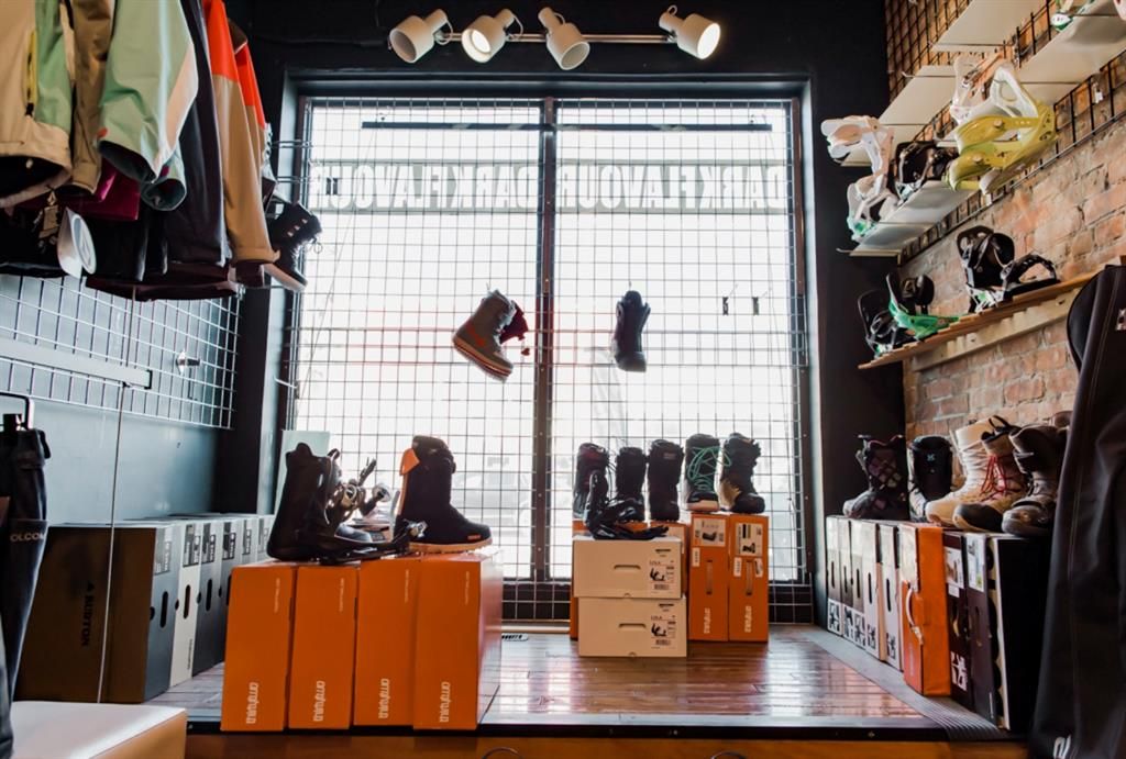 10027A 100 Avenue  - Photo 3