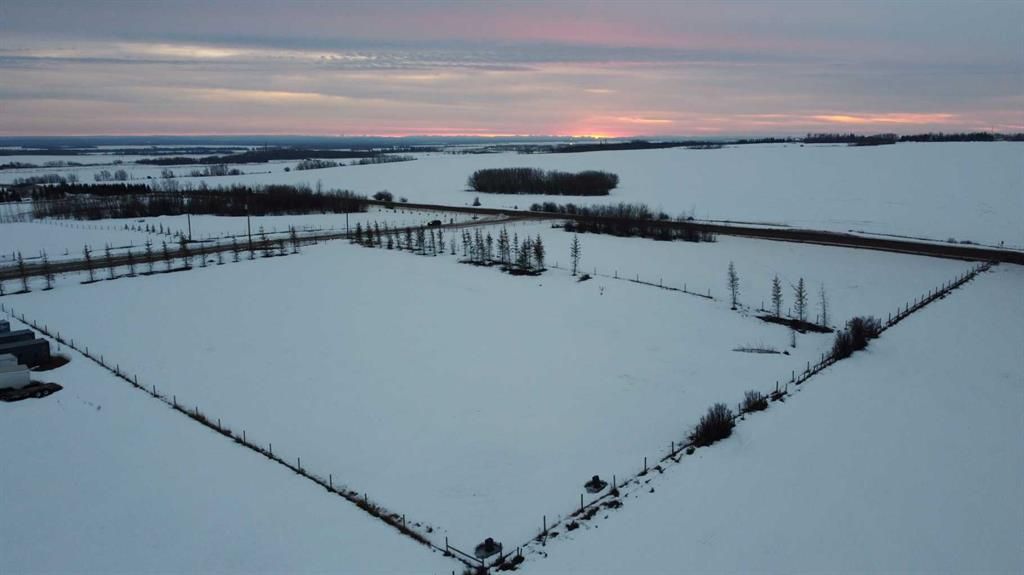 43-713019 RGE RD 71   - Photo 2