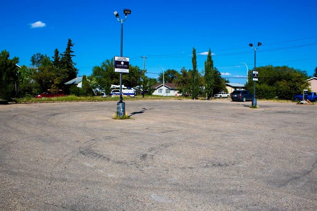 10508 100 Avenue  - Photo 5