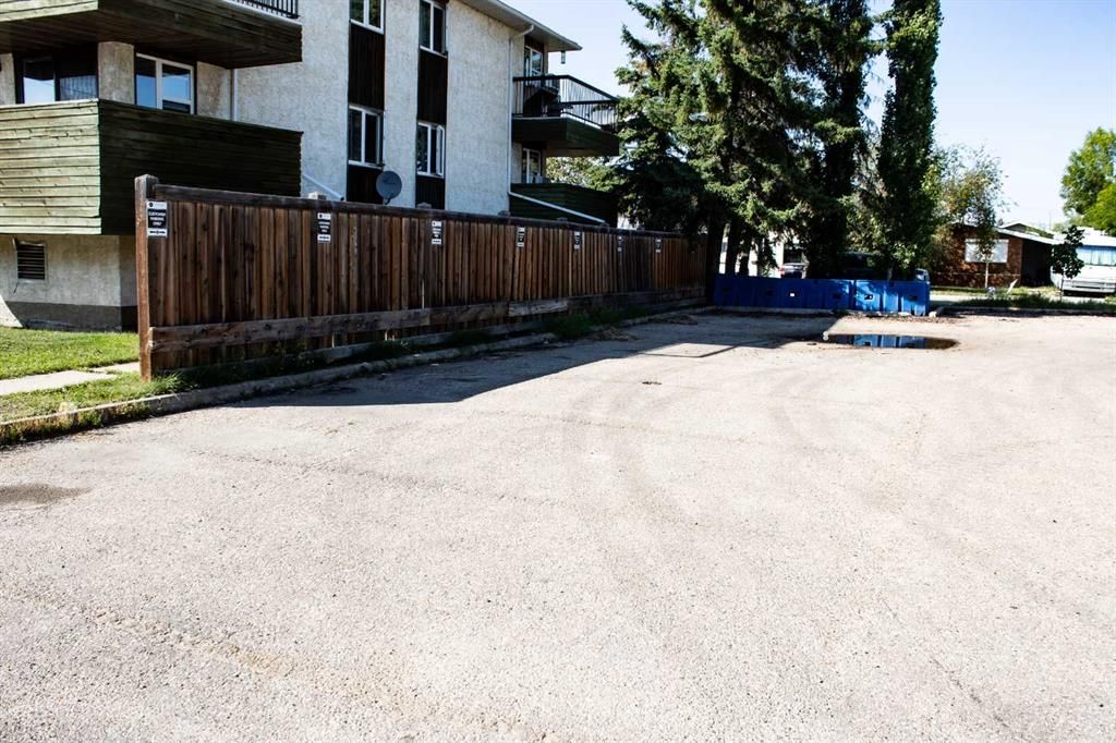 10508 100 Avenue  - Photo 6