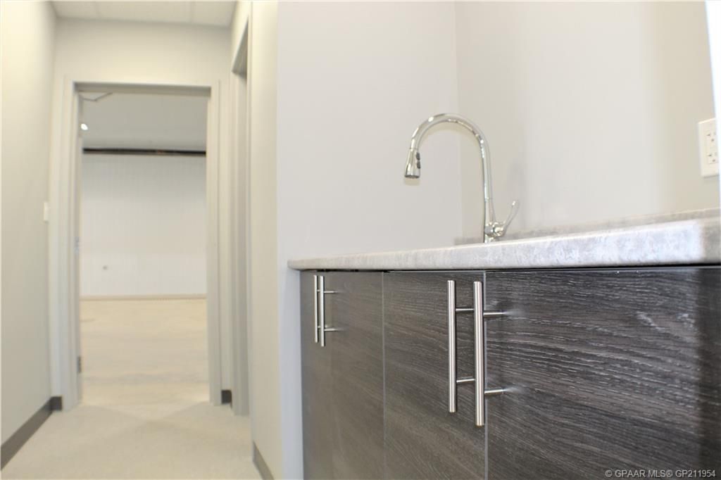 101, 57 721071 53 Road  - Photo 7