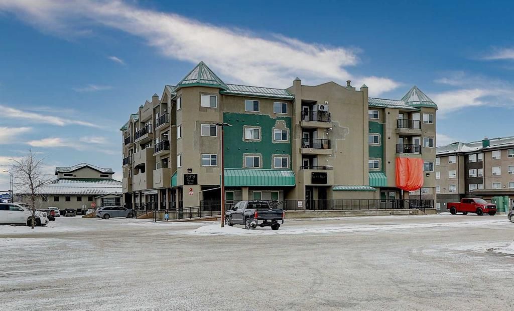 403, 9919 99 Avenue  - Photo 2