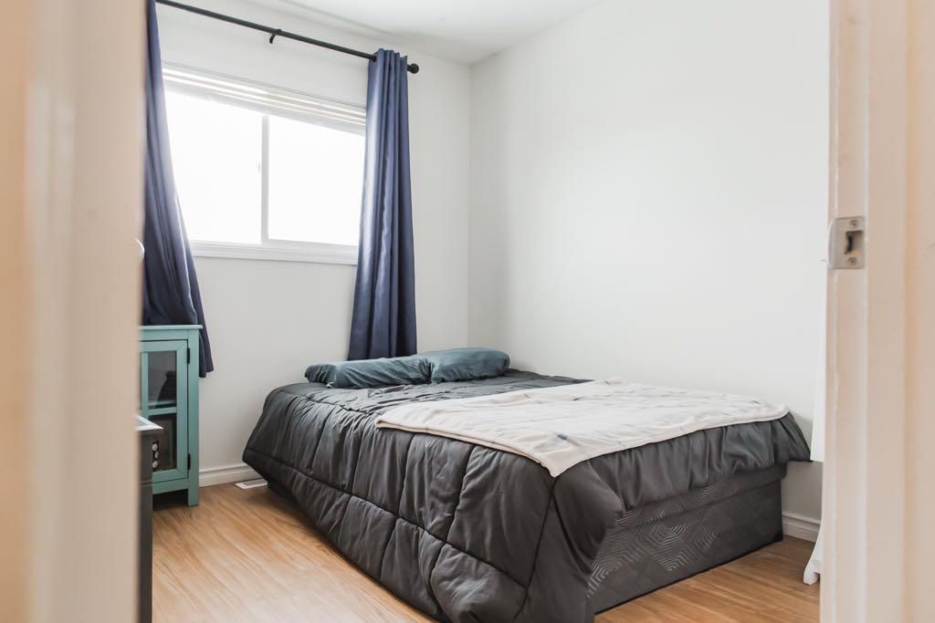 9707 92A Street  - Photo 28