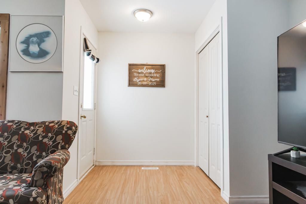 9707 92A Street  - Photo 6