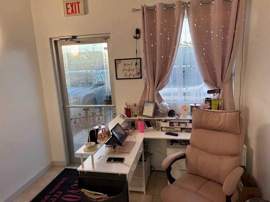 1022 1 Avenue  - Photo 11