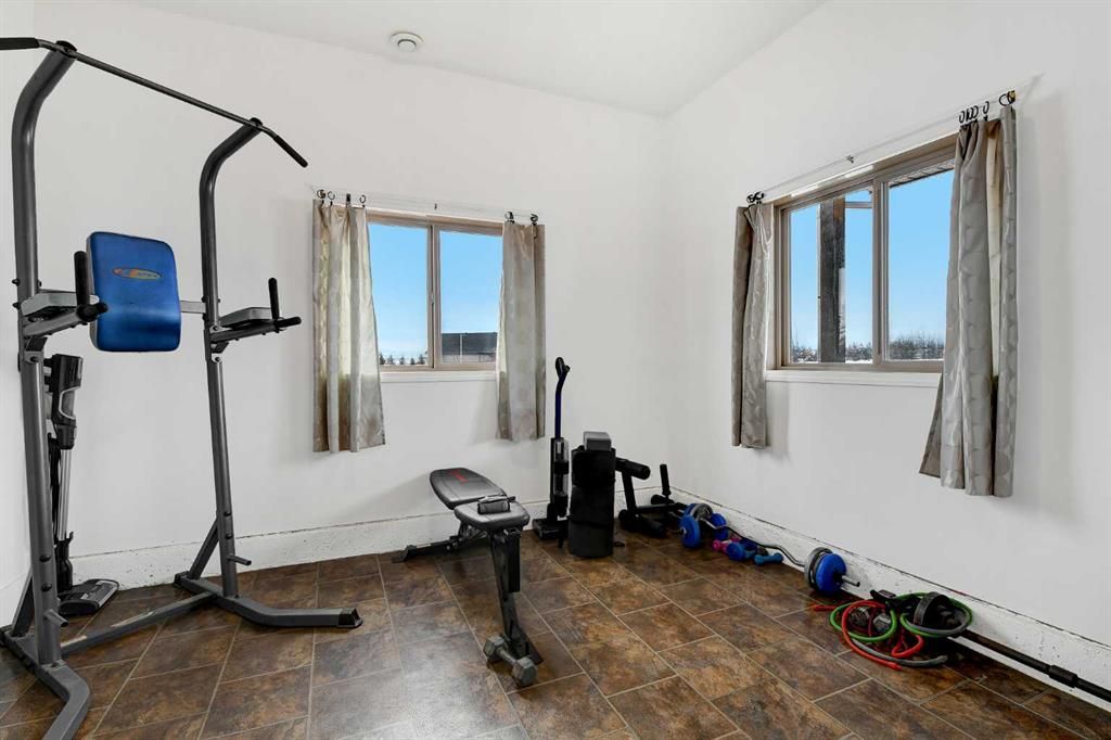 70008 Township Road 720   - Photo 11