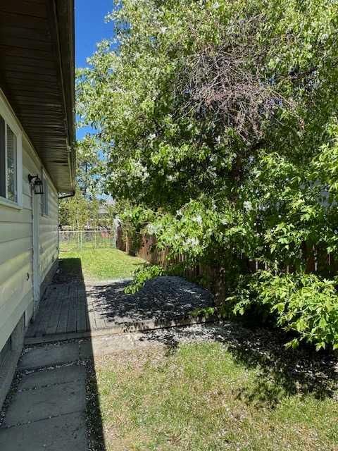 9316 70A Avenue  - Photo 32