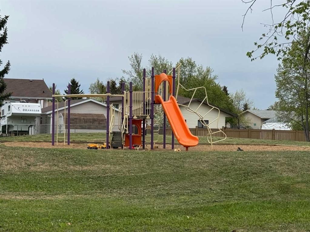 9316 70A Avenue  - Photo 33