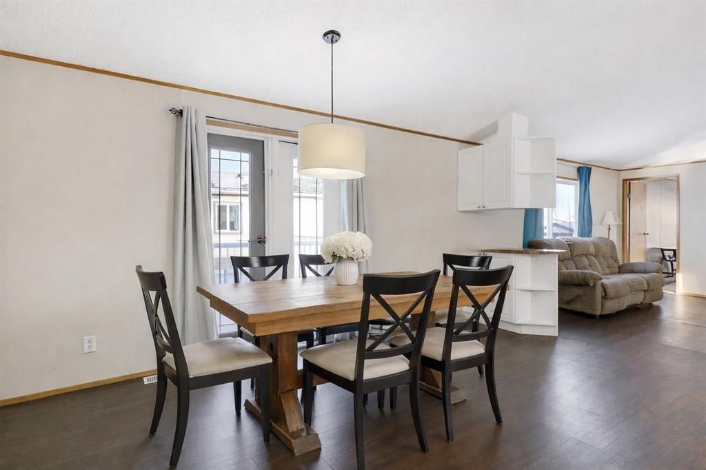 11011 98 Street  - Photo 6