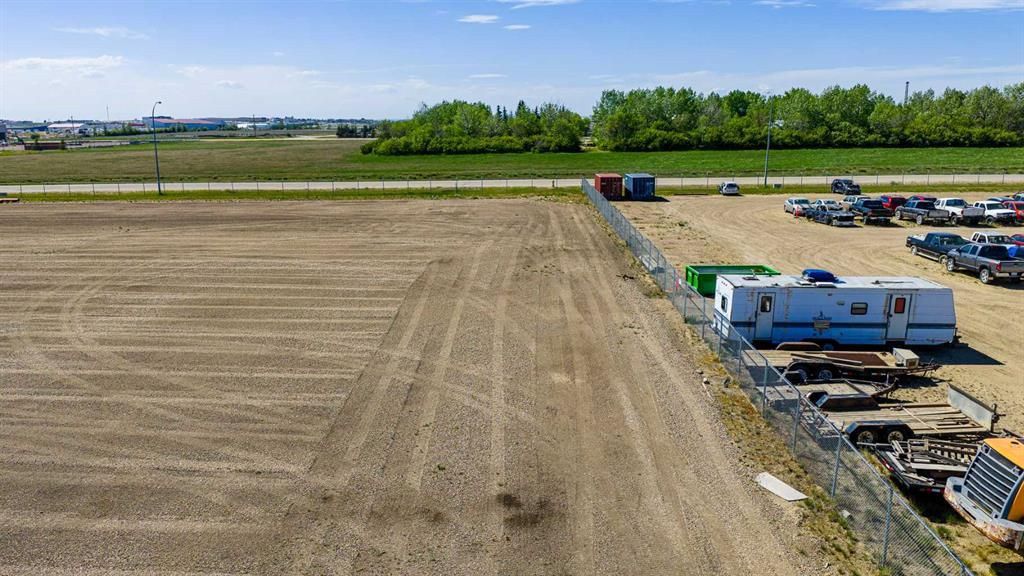 15901 90 Street  - Photo 14