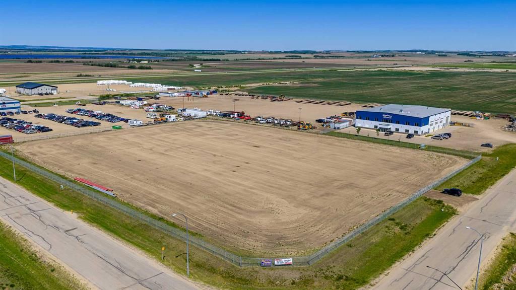 15901 90 Street  - Photo 5