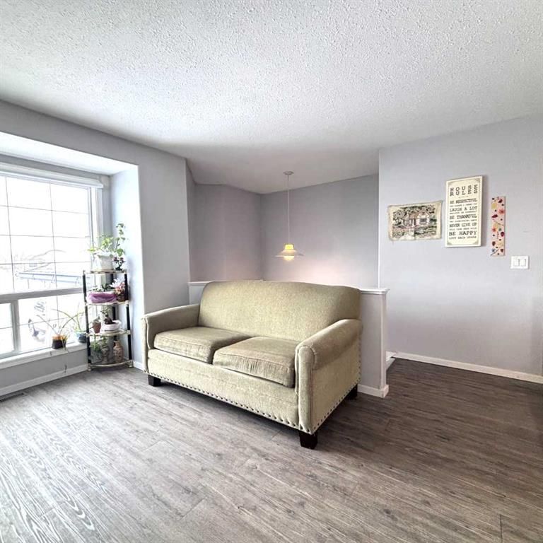 9213 115 Avenue  - Photo 7