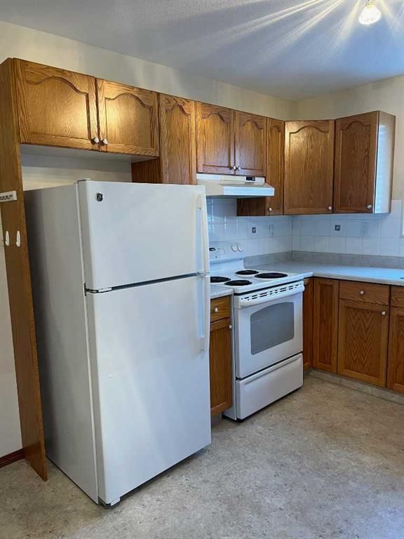 #3, 1006 3rd Avenue  - Photo 3