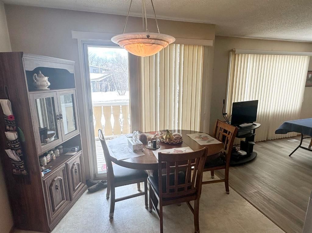 11702 94A Street  - Photo 5