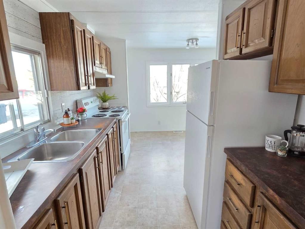 9707 104 Avenue  - Photo 12