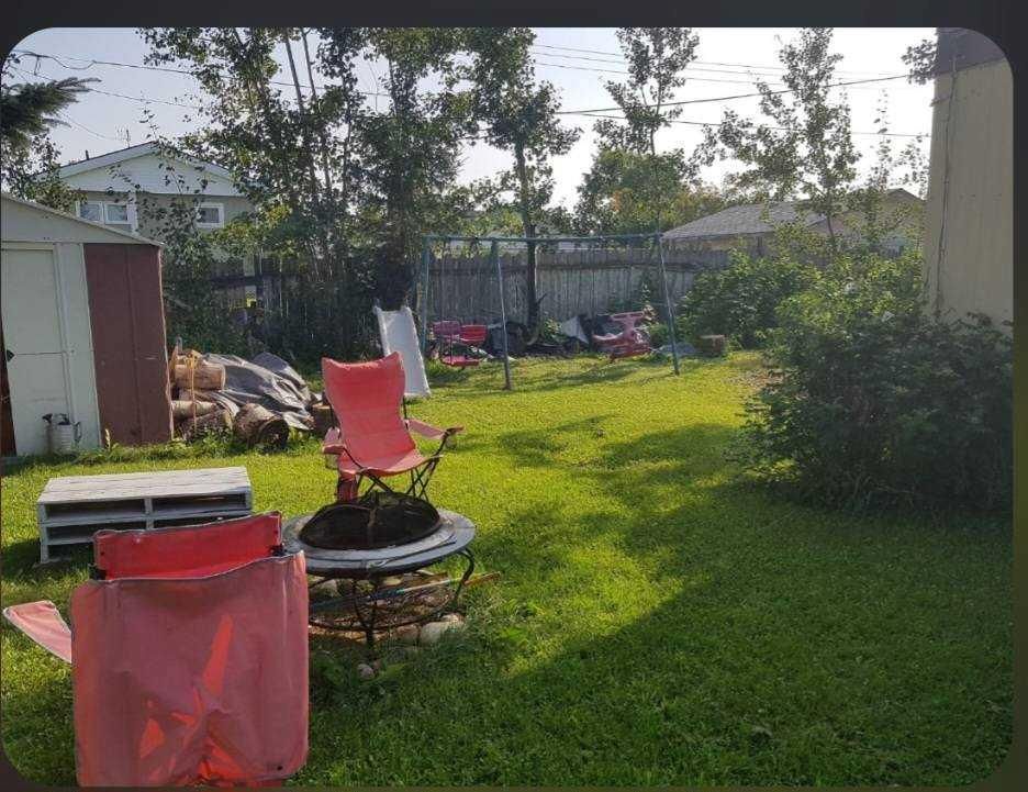 9707 104 Avenue  - Photo 4