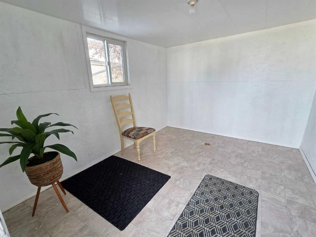 9707 104 Avenue  - Photo 6