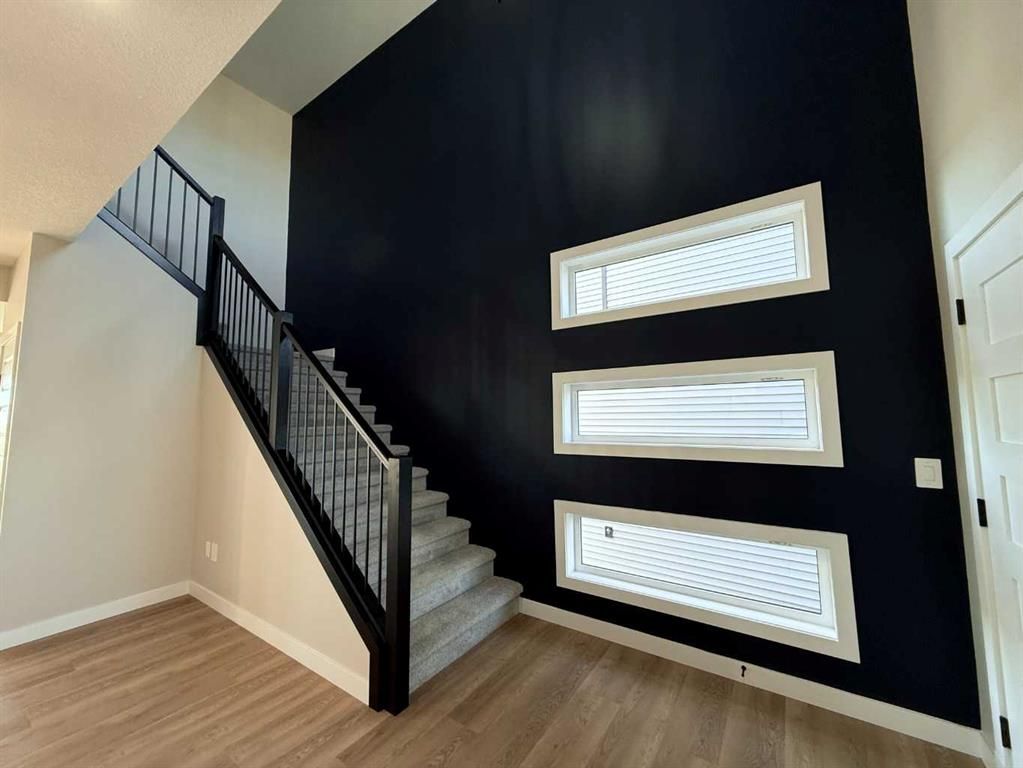 7057 85 Street  - Photo 3