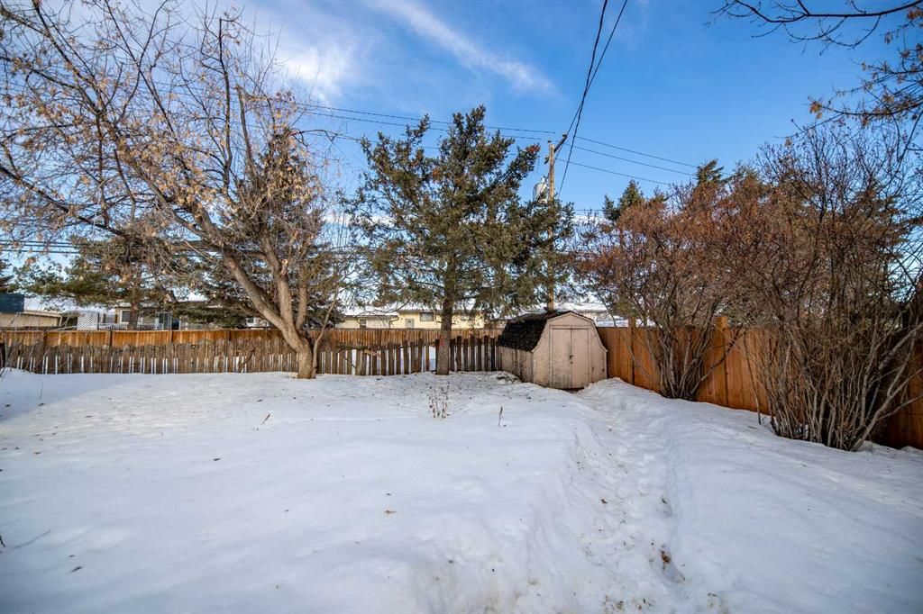 10226 111 Avenue  - Photo 17