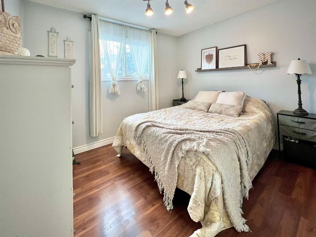 11422 96 Street  - Photo 18