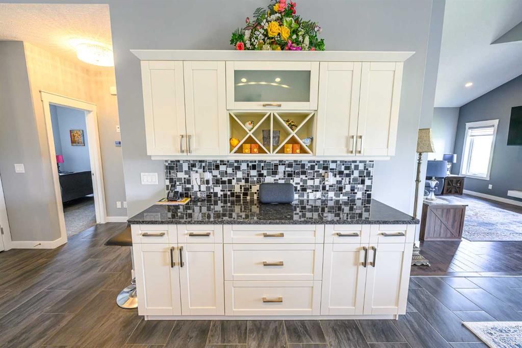 7041 85 Street  - Photo 10