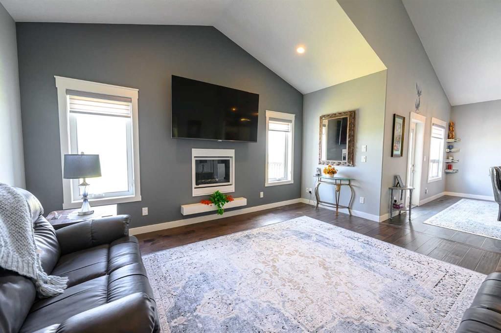 7041 85 Street  - Photo 15